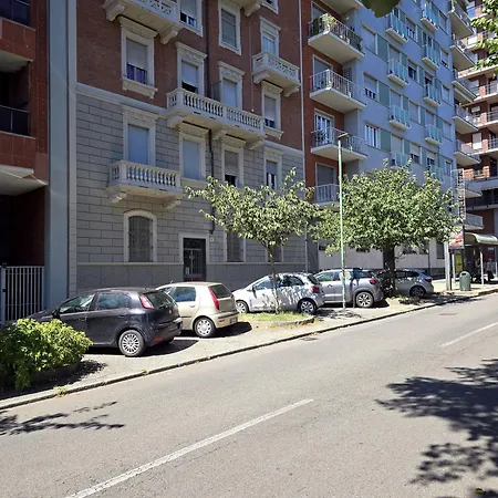 Casa D'azeglio 116 アパート *